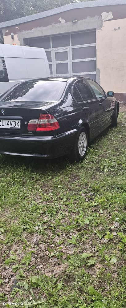 BMW Seria 3 318d - 4