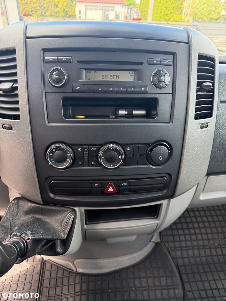 Volkswagen CRAFTER - 14