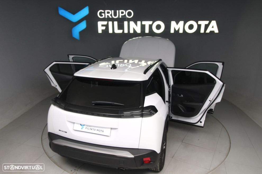 Peugeot 2008 1.2 PureTech Allure - 10