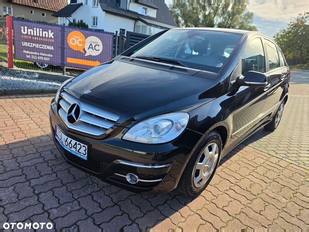 Mercedes-Benz B-Class 2011 photo 3