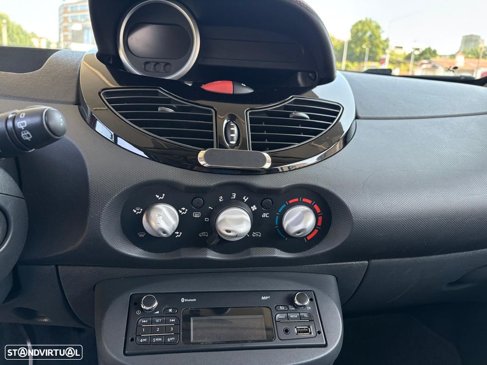 Renault Twingo 1.2 16V Initiale - 12