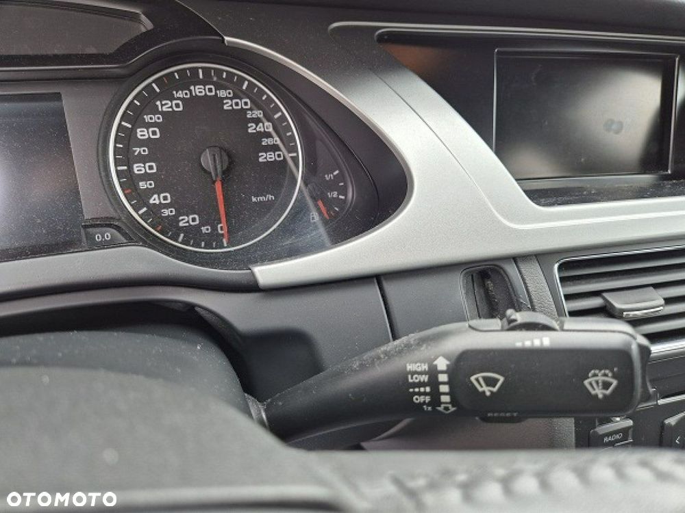 Audi A4 Limousine - 20