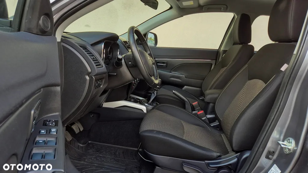 Mitsubishi ASX 1.8 DID Invite 4WD AS&G - 21