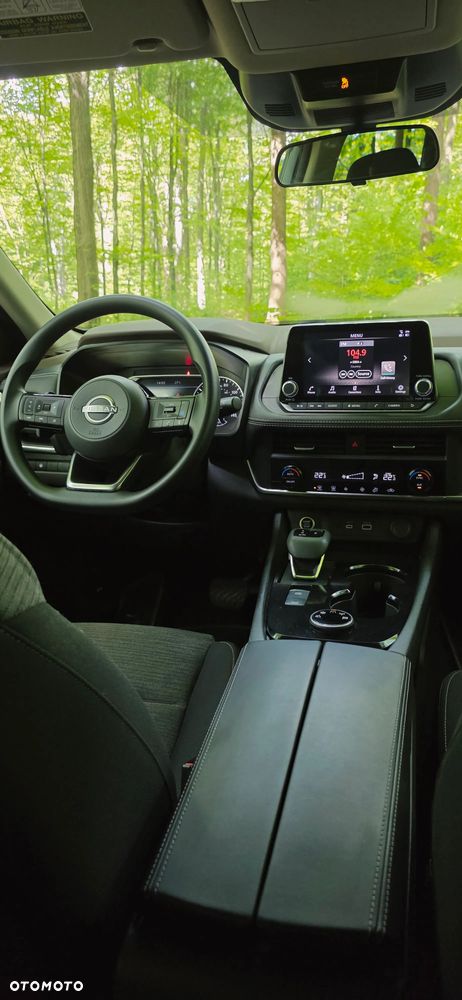 Nissan Rogue - 17