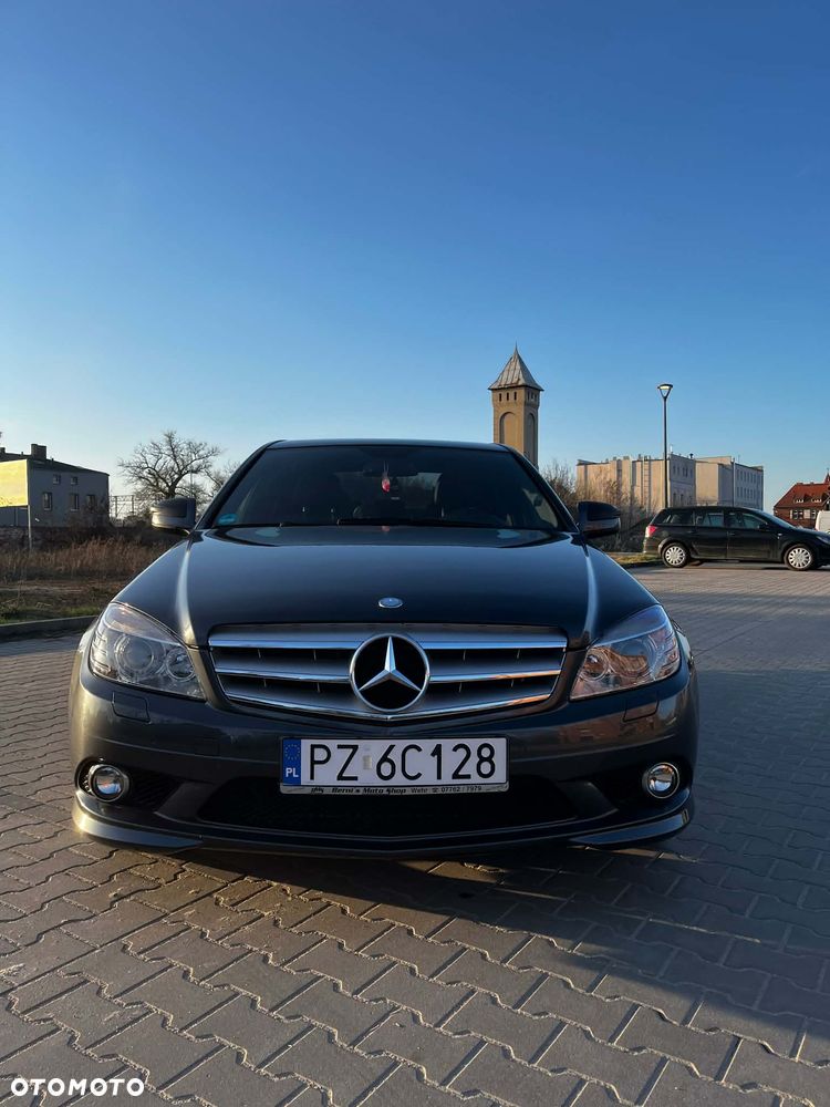 Mercedes-Benz Klasa C 280 4Matic Automatik Avantgarde Sport Edition - 9