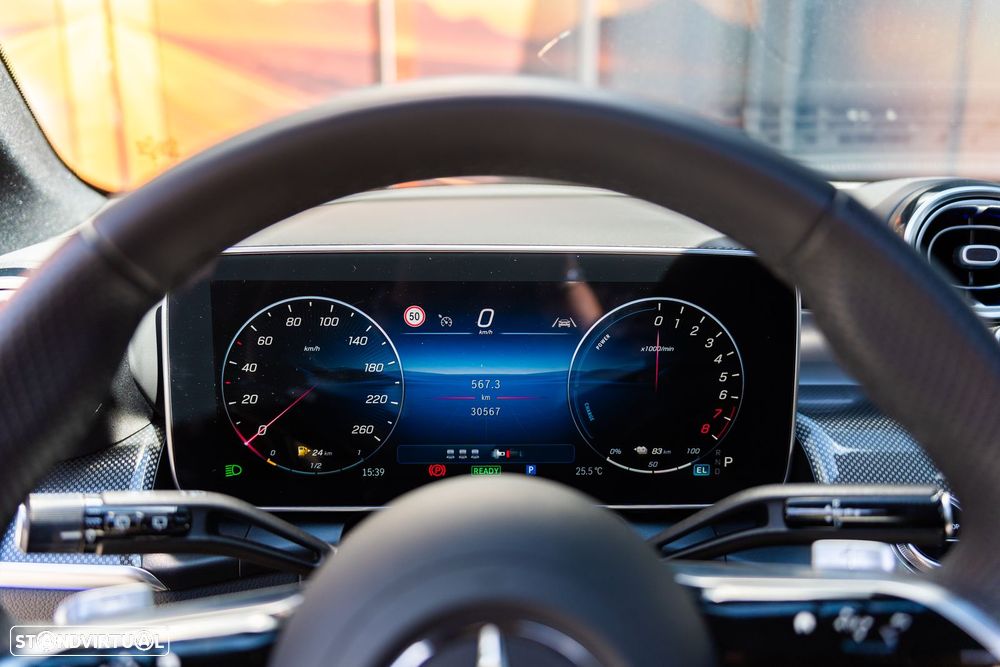 Mercedes-Benz GLC 300 e 4Matic 9G-TRONIC Edition AMG Line - 24