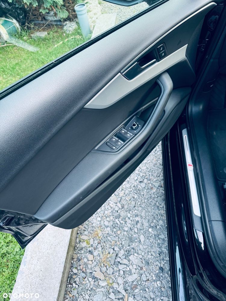 Audi A4 Avant 30 TDI S tronic - 20