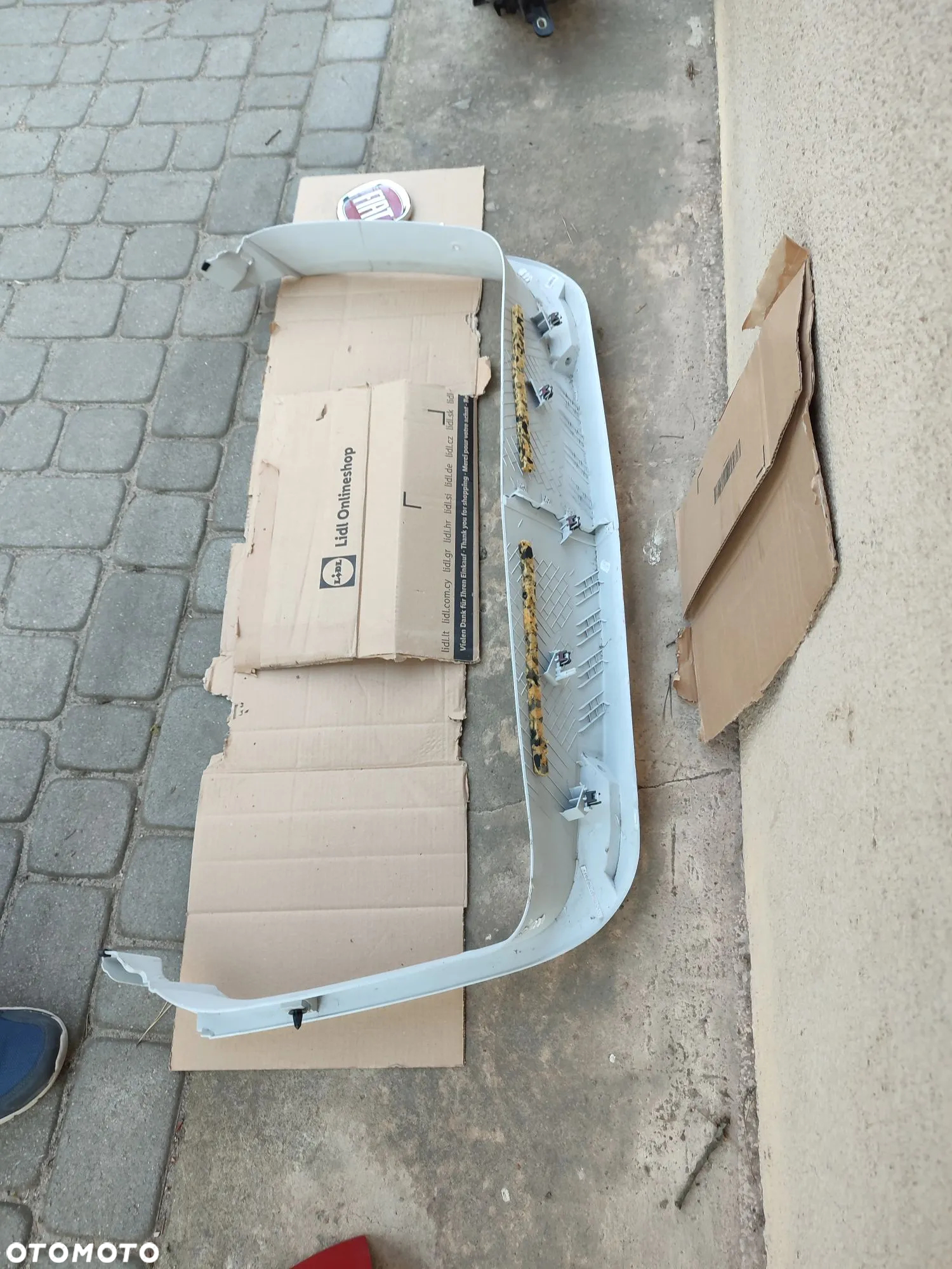 FIAT 500L Klapa bagażnika po lifcie 2018 kolor srebrny - 18