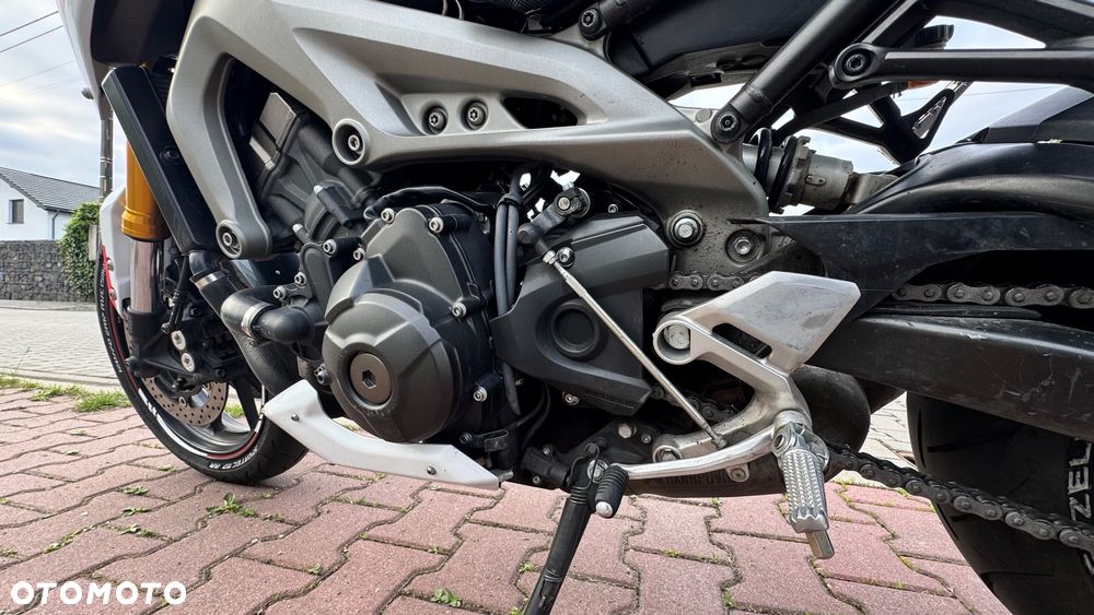 Yamaha MT - 9