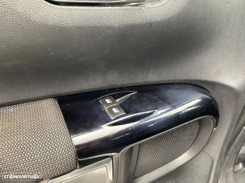 Citroën C4 Cactus 1.2 Turbo e-THP de 2015 para peças - 3