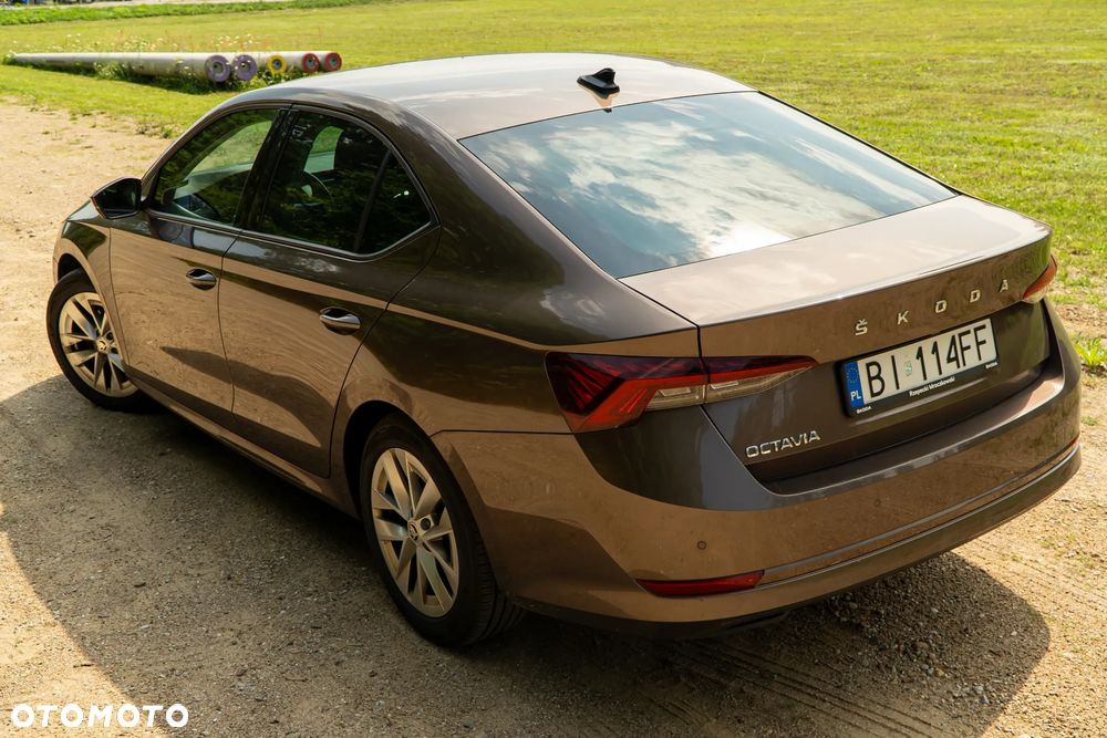 Skoda Octavia 1.5 TSI ACT Ambition - 8
