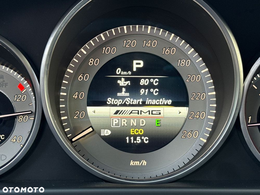 Mercedes-Benz Klasa E - 27