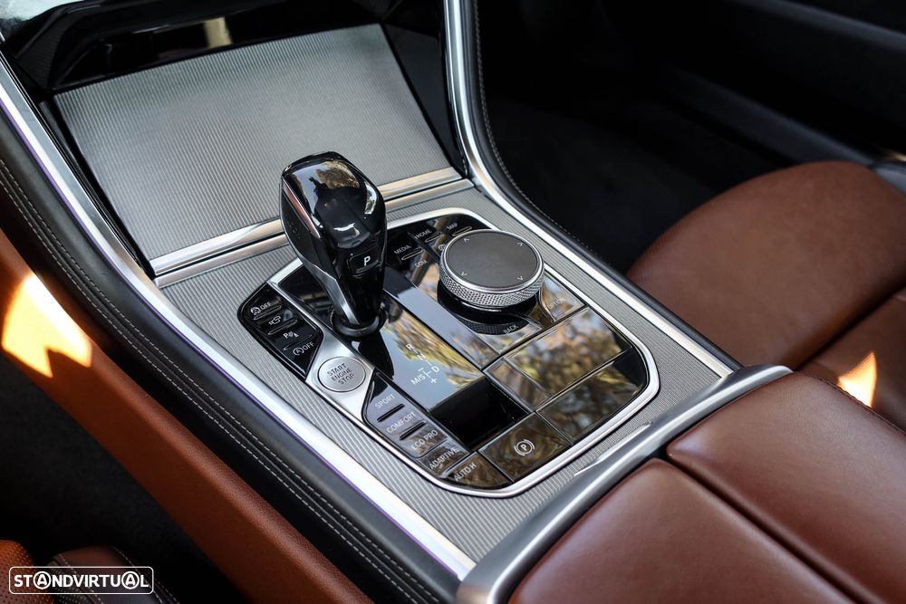 BMW 840 d xDrive Pack M - 10