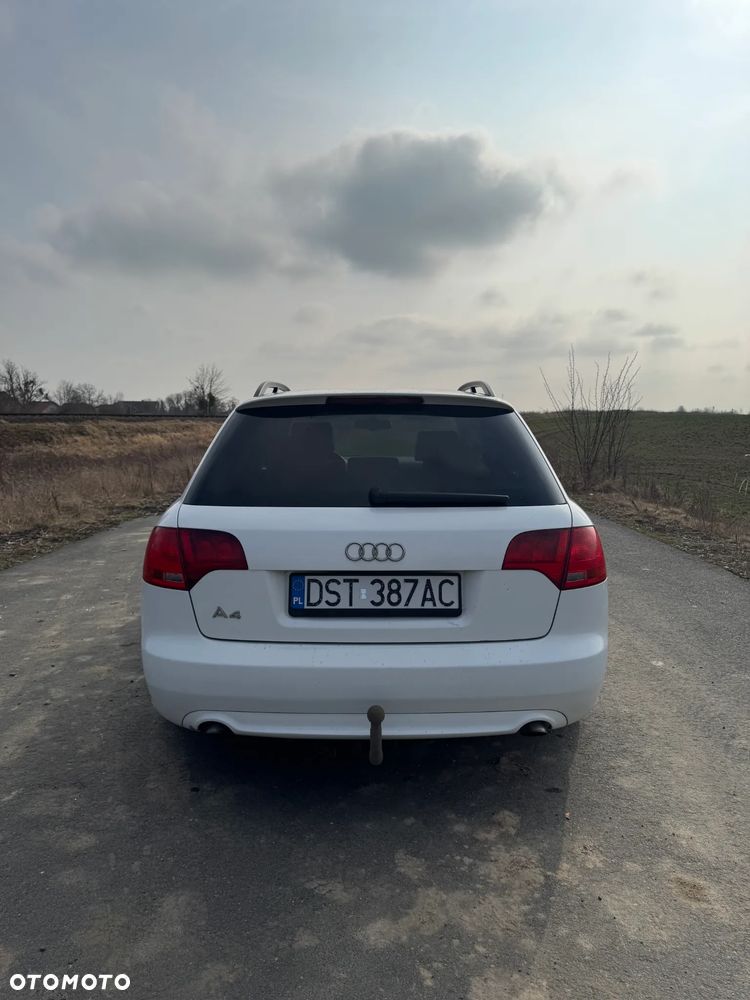 Audi A4 Avant - 5