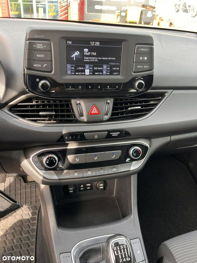 Hyundai i30 1.6 CRDi BlueDrive Go - 10