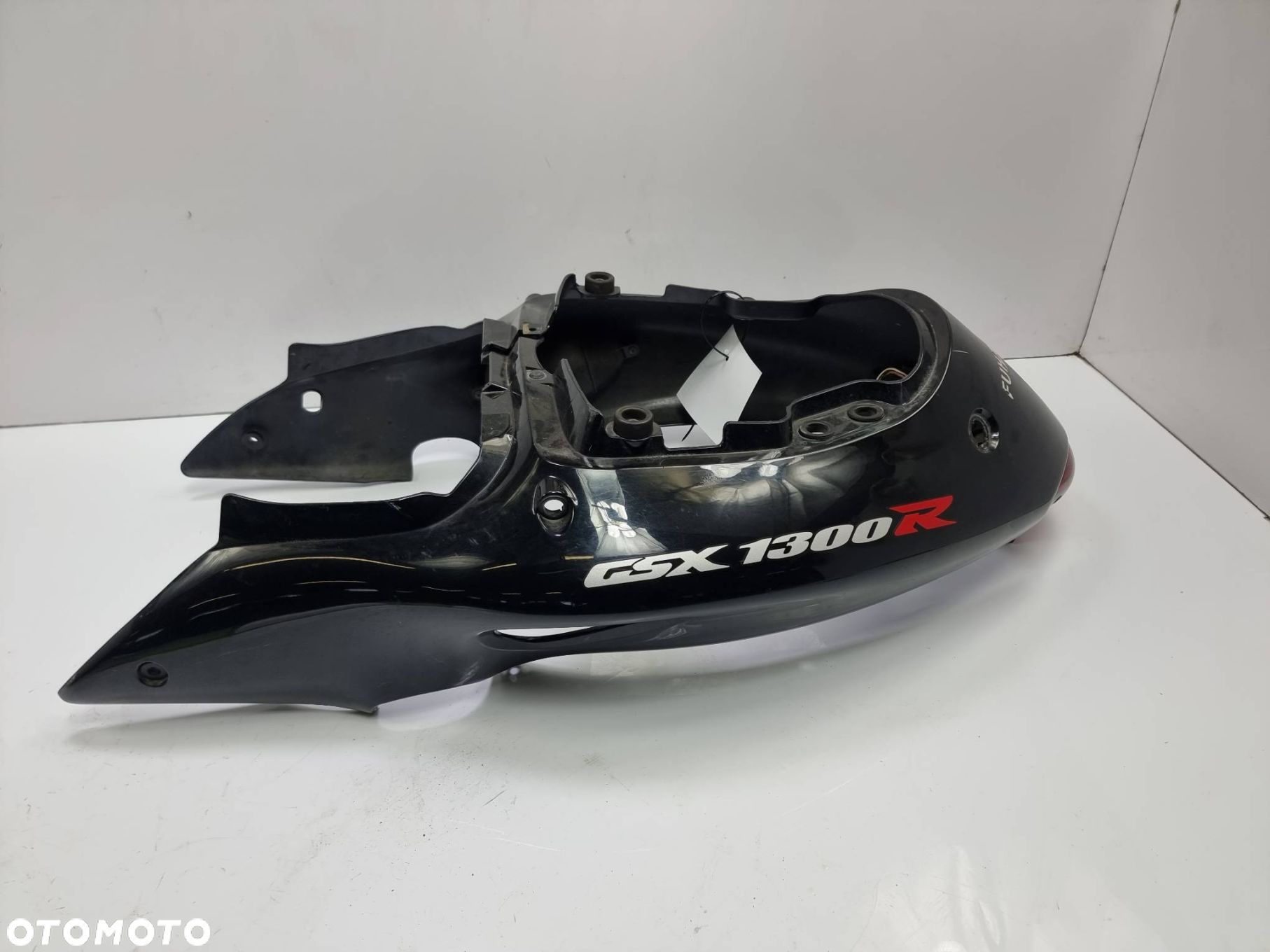 OWIEWKA SUZUKI GSX1300R HAYABUSA OGON - 5