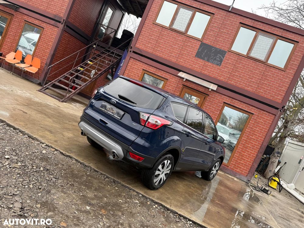 Ford Kuga - 31