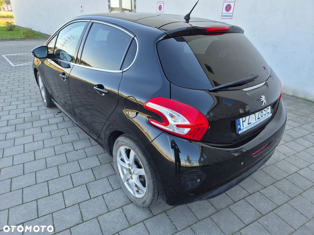 Peugeot 208 1.2 PureTech Active - 19