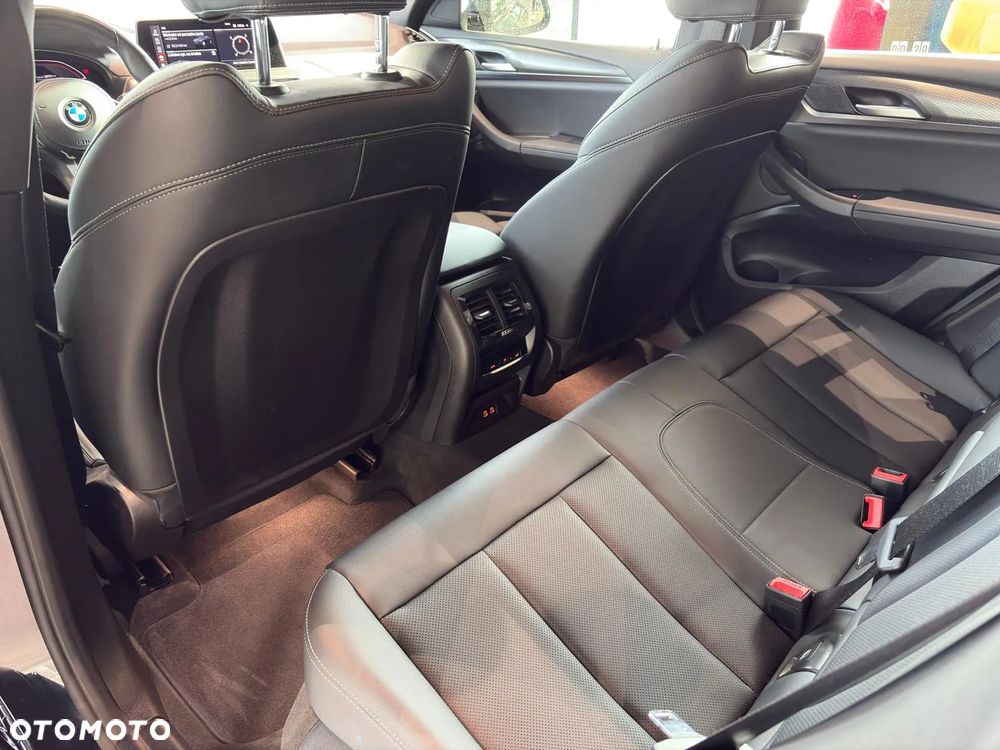 BMW X4 - 23