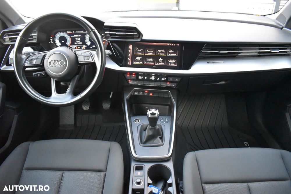 Audi A3 ack 2.0 30 TDI Basic - 8