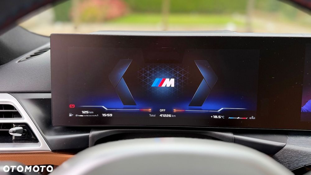 BMW Seria 4 M440i xDrive mHEV - 24