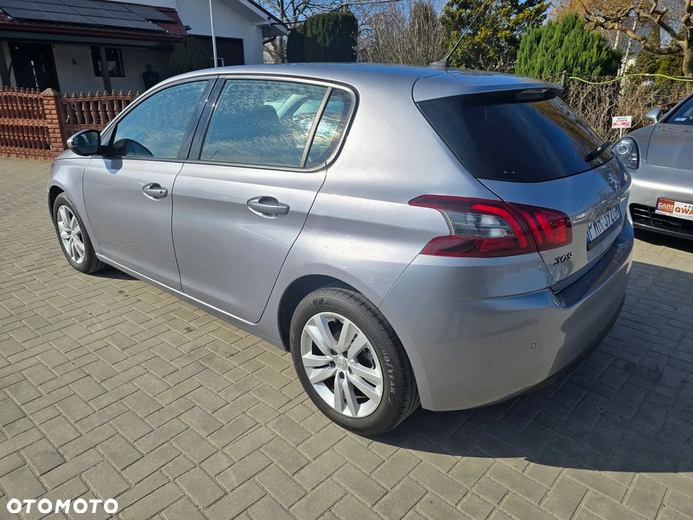 Peugeot 308 - 5