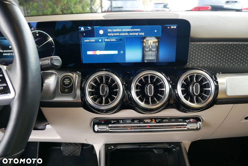 Mercedes-Benz GLB 250 4Matic 8G-DCT - 25
