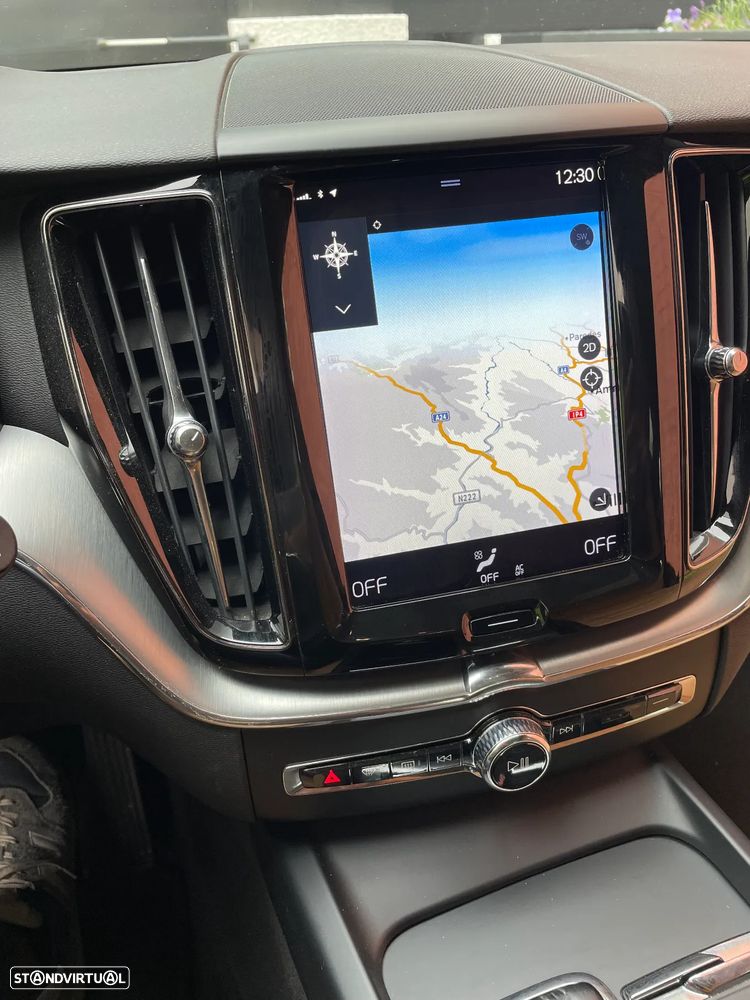 Volvo XC 60 2.0 T8 PHEV Momentum AWD - 13