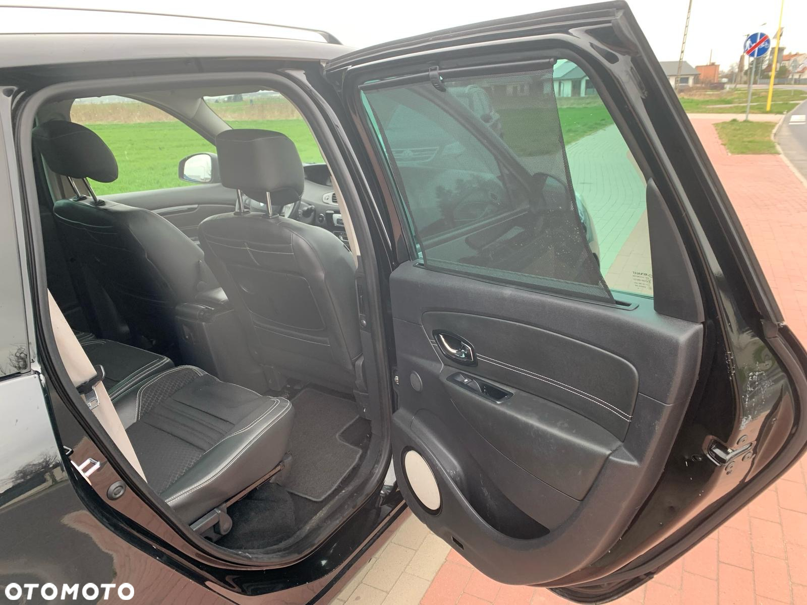 Renault Grand Scenic dCi 130 FAP Start & Stop Bose Edition - 23