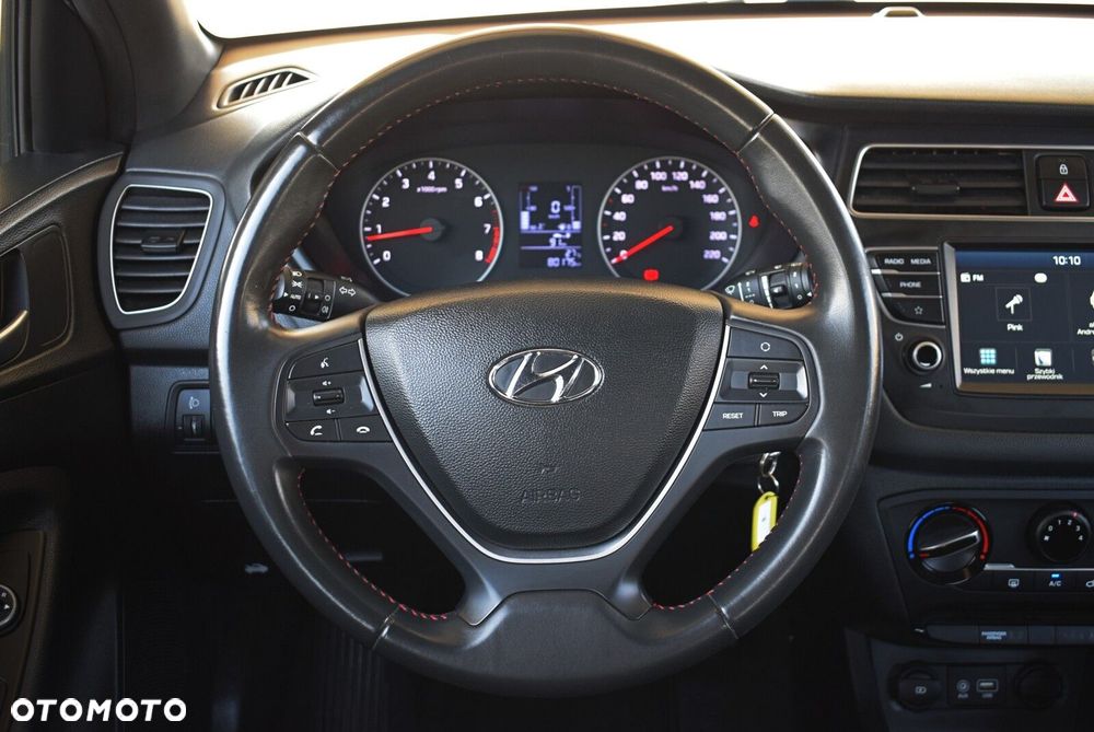 Hyundai i20 - 19