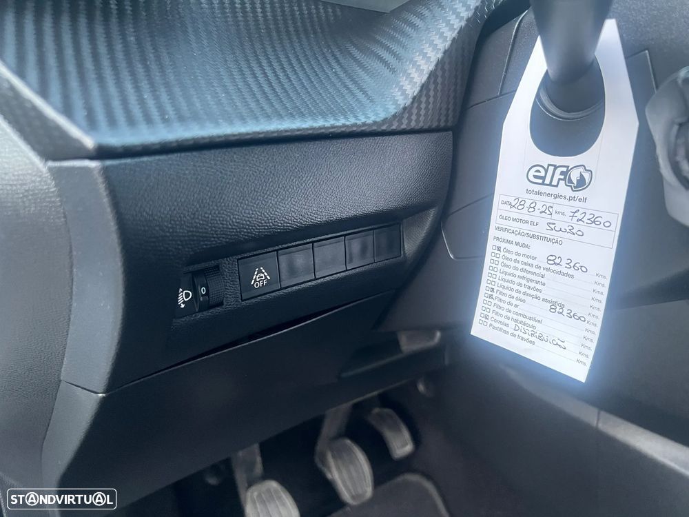 Peugeot 2008 1.2 PureTech Allure - 16