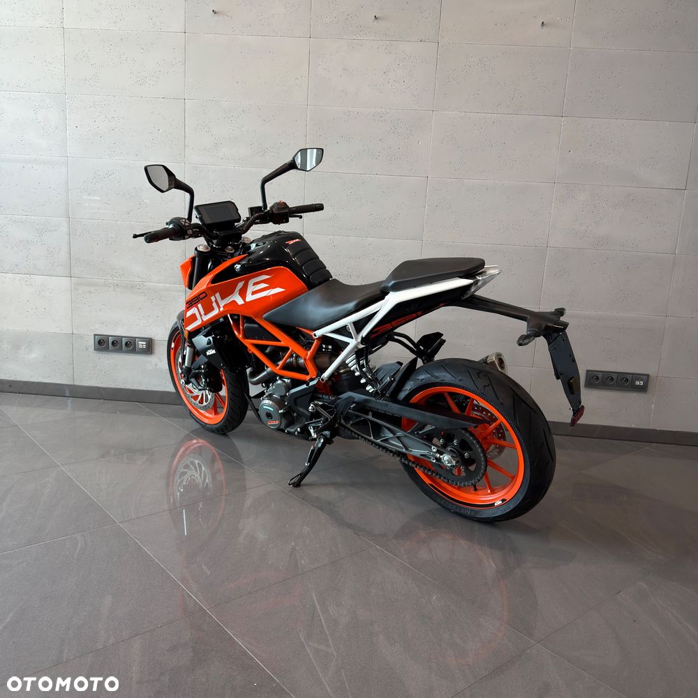 KTM Duke 390 - 9