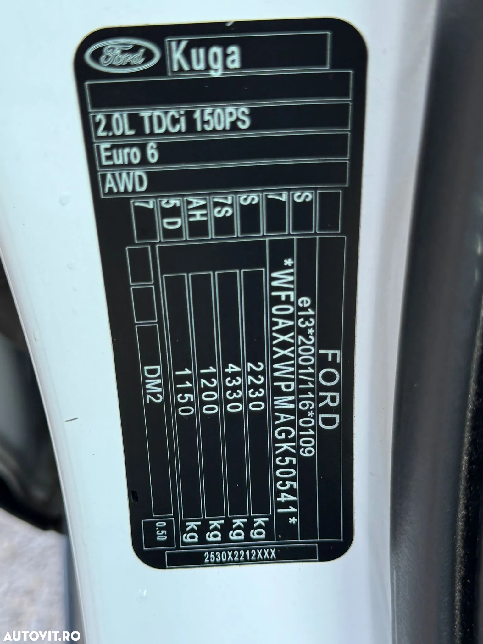Ford Kuga 2.0 TDCi 4WD Powershift Titanium - 13