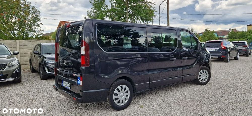 Opel Vivaro - 12