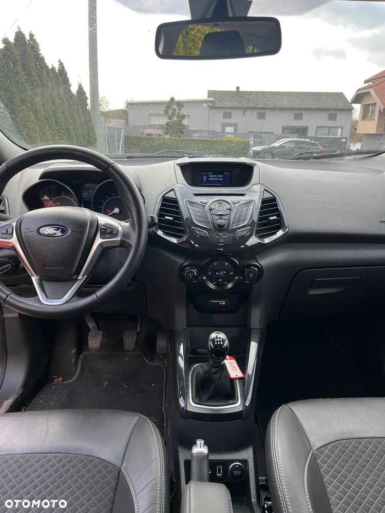 Ford EcoSport - 10