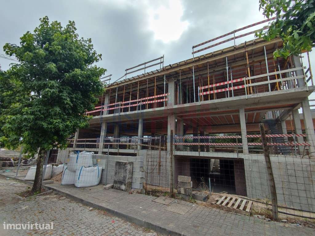 Moradia T3 em Banda | Arquitetura Contemporânea | Antas, Vila Nova ... - Grande imagem: 2/28