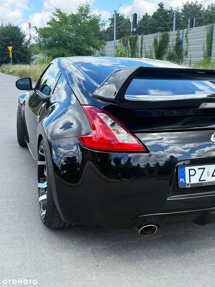 Nissan 370 Z Pack - 2