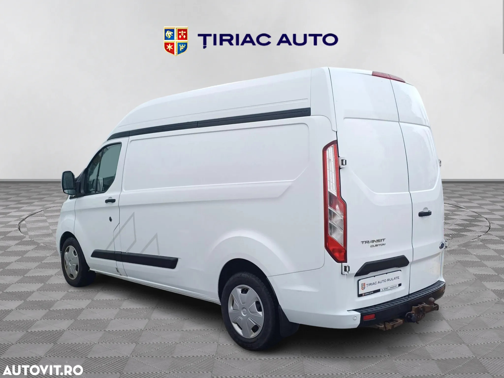 Ford TRANSIT CUSTOM - 3