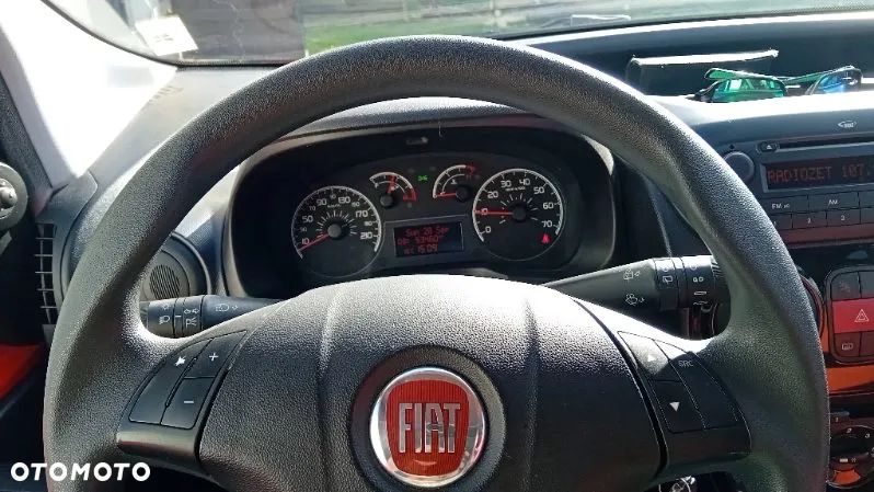 Fiat Qubo - 11