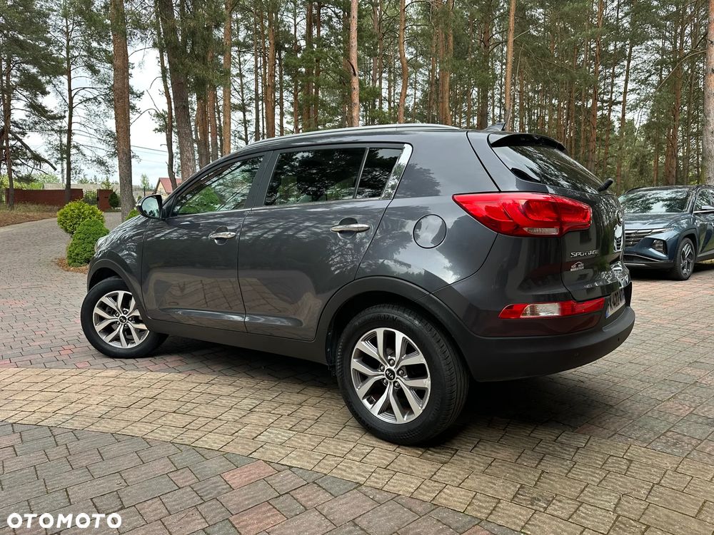 Kia Sportage 1.7 CRDI 2WD ISG Dream-Team Edition - 5