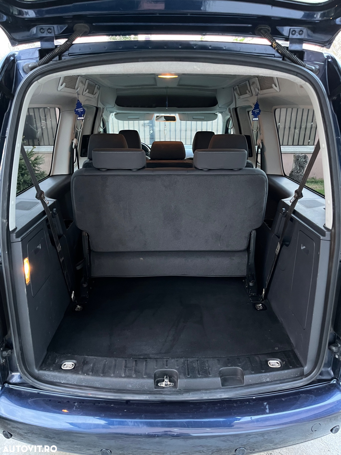 Volkswagen Caddy Maxi 2.0 TDI Comfortline - 8