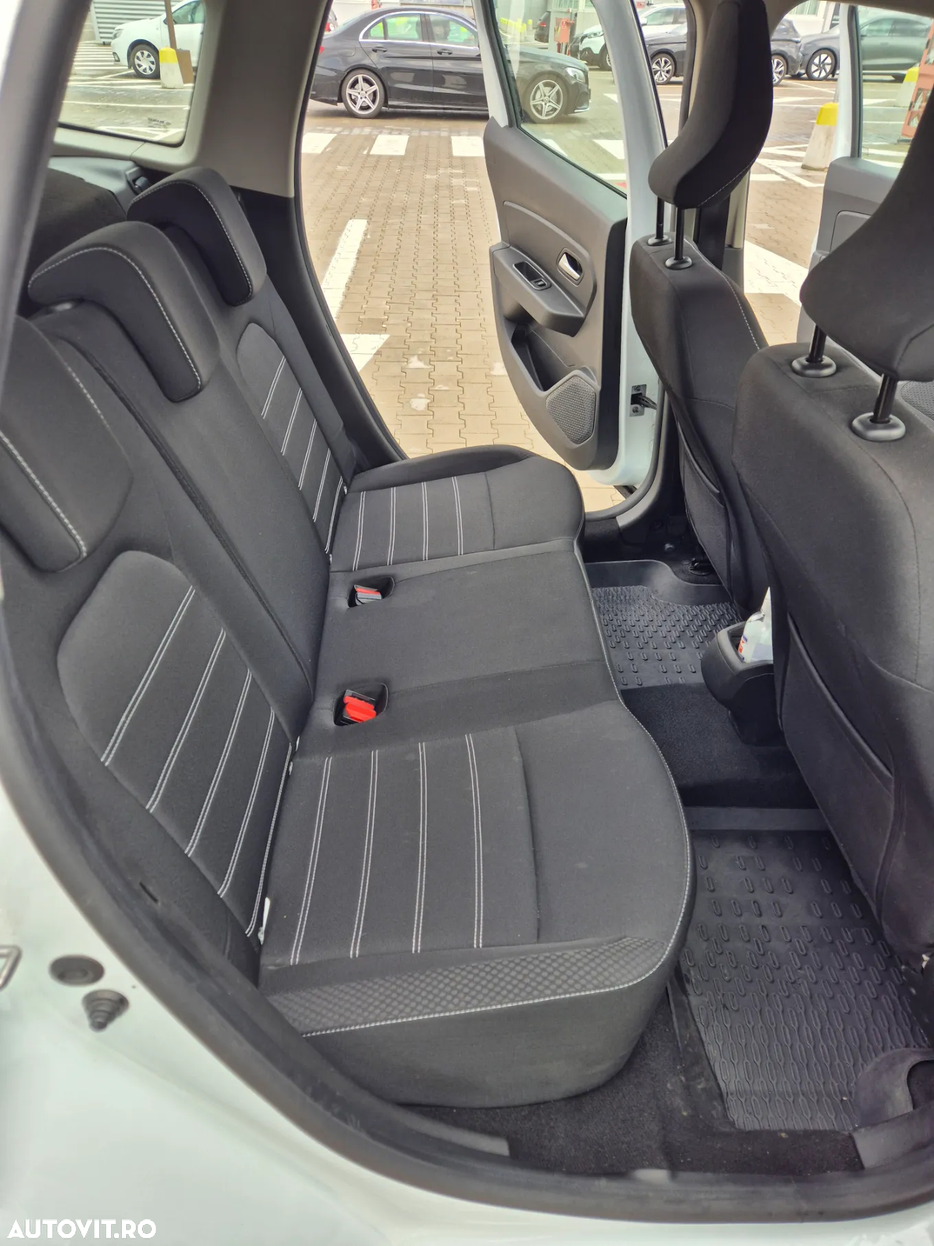 Dacia Duster 1.5 Blue dCi 4WD Comfort - 21