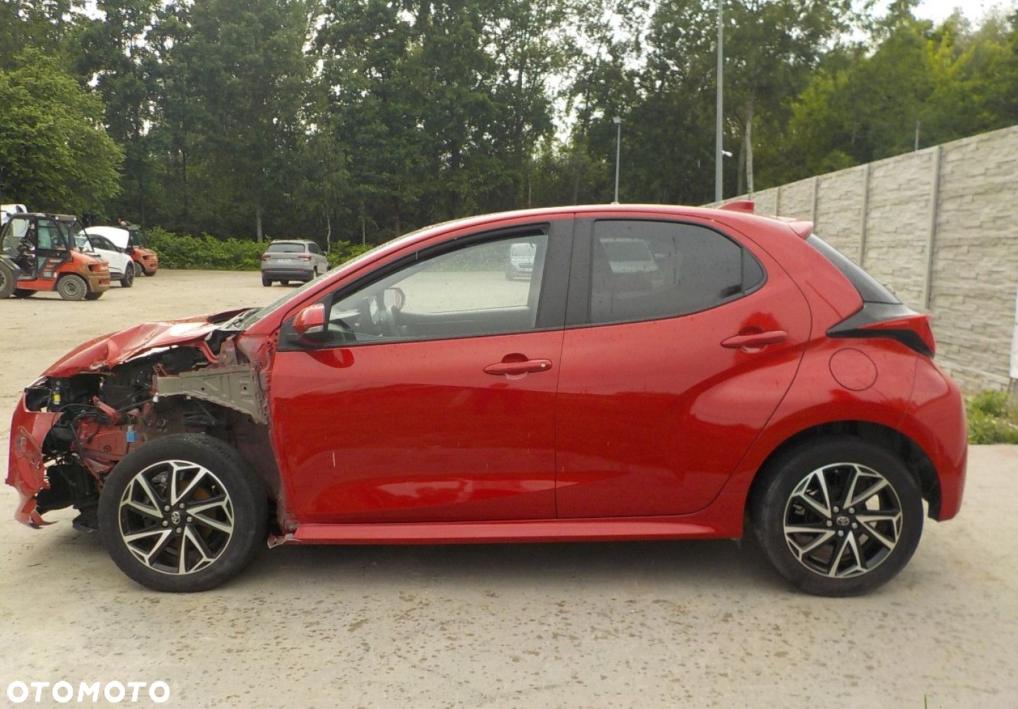 Toyota Yaris - 17