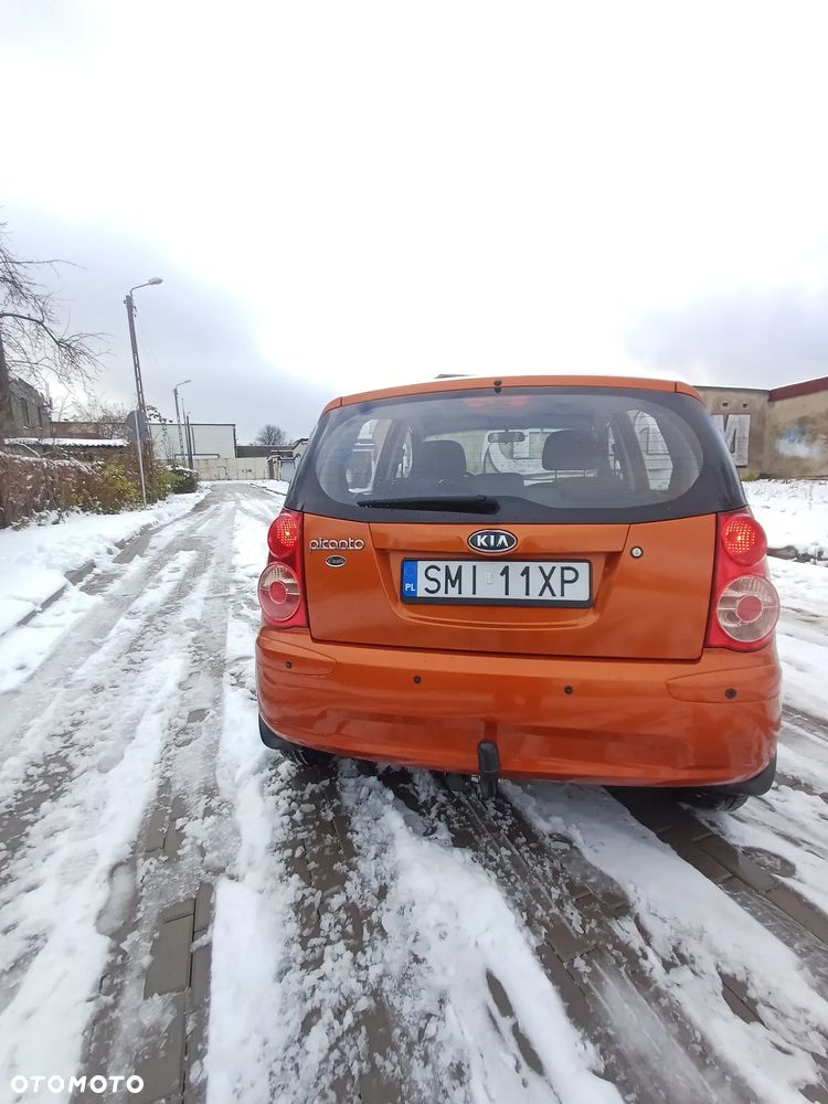Kia Picanto 1.0 Family - 6