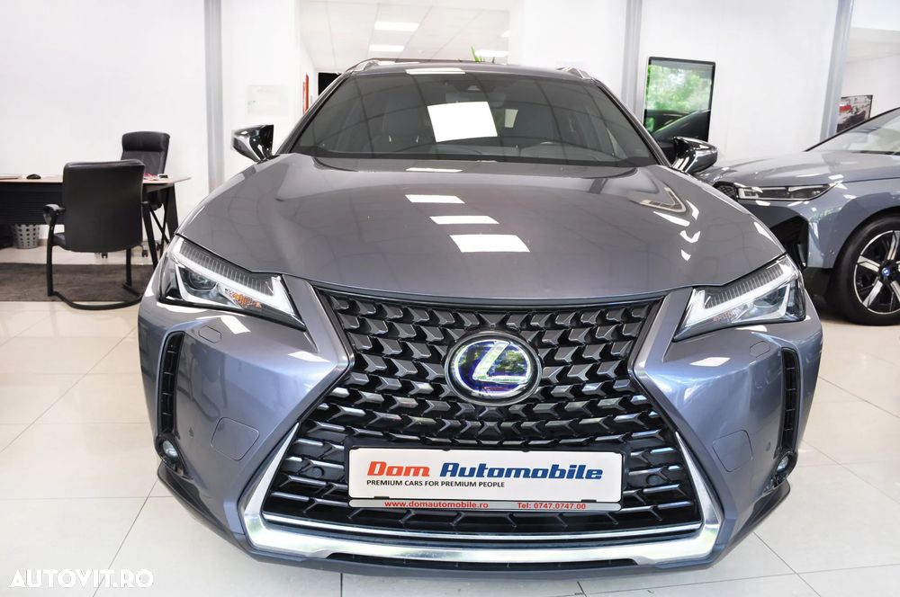 Lexus UX 250h FWD Executive - 2