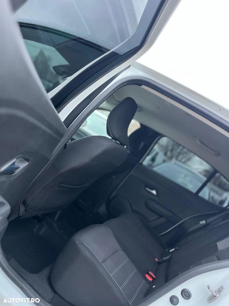 Dacia Logan TCe 90 MT6 Comfort - 6