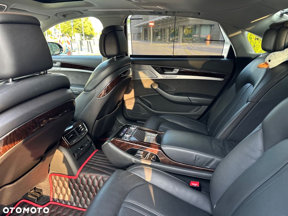 Audi A8 4.2 TDI L Quattro - 12