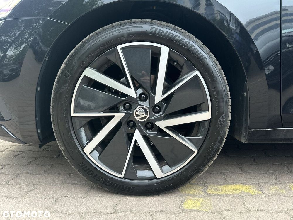 Skoda Octavia 2.0 TDI Sportline DSG - 36