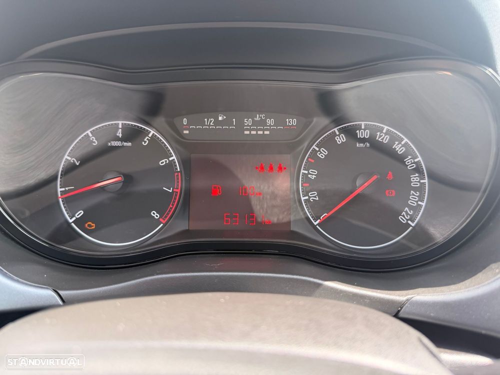 Opel Corsa 1.2 120 Anos - 20