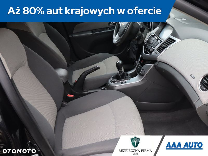 Chevrolet Cruze - 10